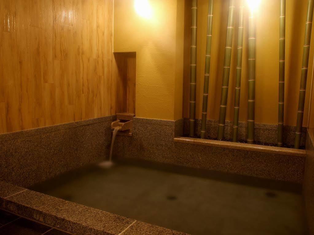 Готель Sinonomesou Kinosaki Onsen Тойоока Екстер'єр фото